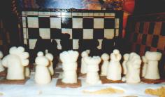 Schachspiel aus Teig